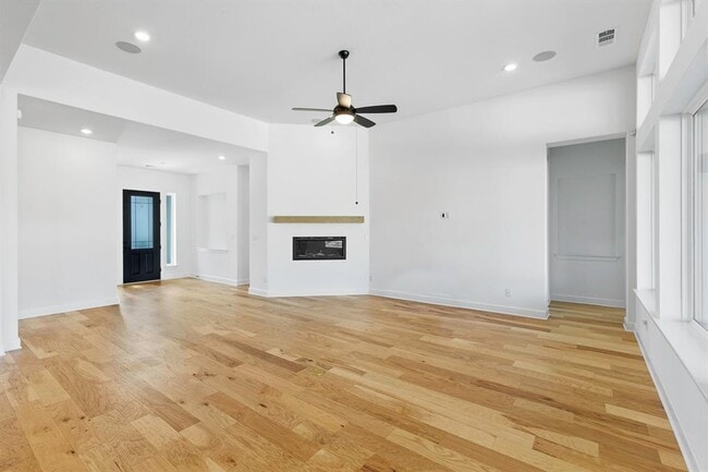 Photo - 151 Starfire Dr