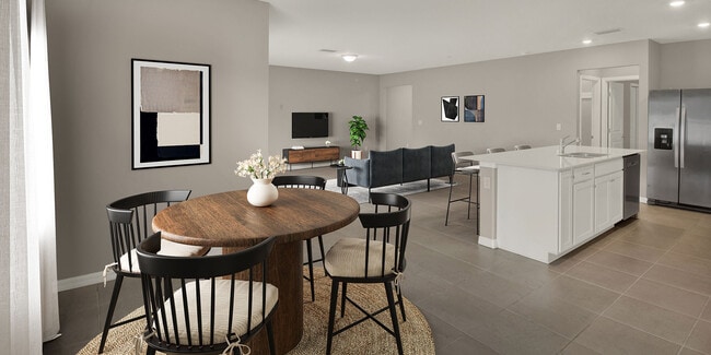 Photo - Redding Pointe