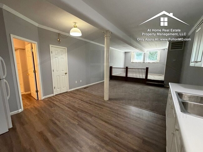 Photo - 808 Center St Unit 808-5 Center Street