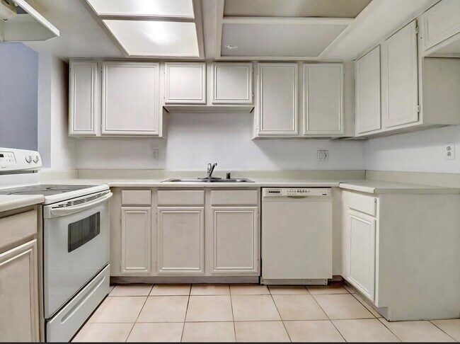 Photo - 32505 Candlewood Dr Unit 85