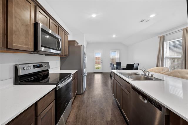 Photo - 2127 Ocelot St