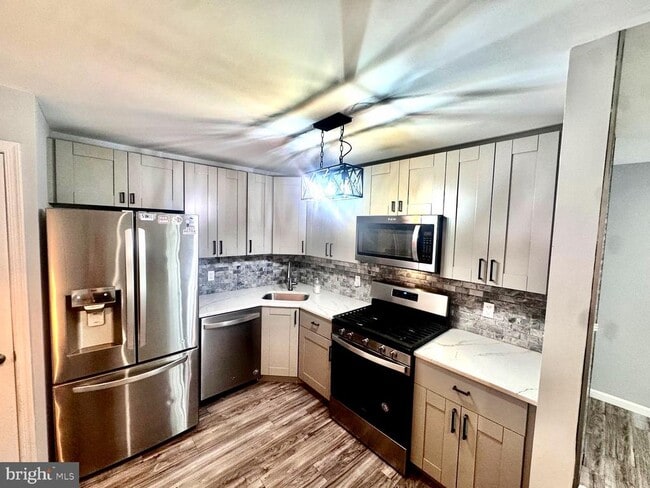 Building Photo - 24 Navajo Ct Rental