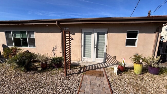 Photo - Charming 1 bed/1 bath ADU Studio in Upper Seaside