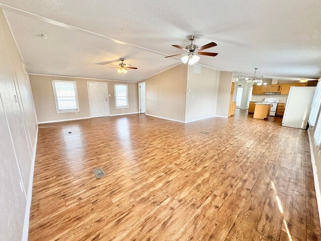 Photo - *AVAILABLE NOW* An absolute must see! 5 bedrooms, 3 baths in Burnet, TX.