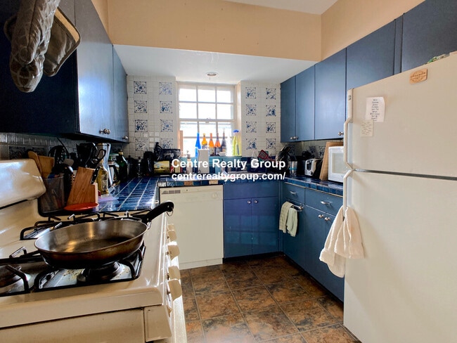 Photo - 30 Lake Shore Ct Unit #3,