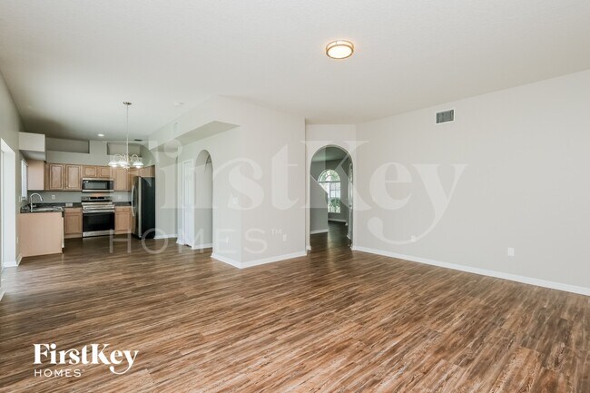 Photo - 4925 Woodmere Rd