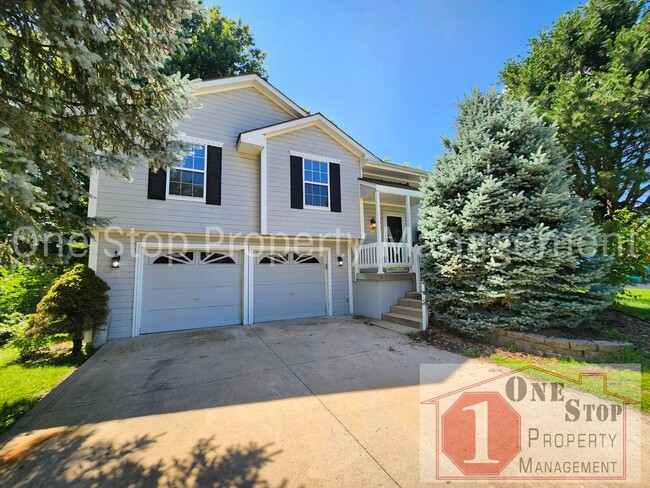 4 bedroom, 2.5 bathroom, 2 car garage home... - 4 bedroom, 2.5 bathroom, 2 car garage home...