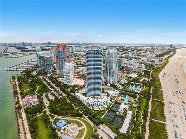 Photo - 100 South Pointe Dr Unidad 100 S Pointe Dr # 2806