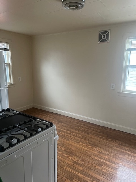 More kitchen. - 147 Rossiter Rd Unit 2nd Floor