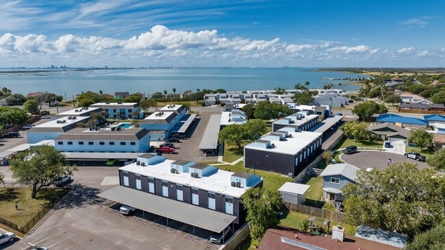 Building Photo - The LUX Seaside