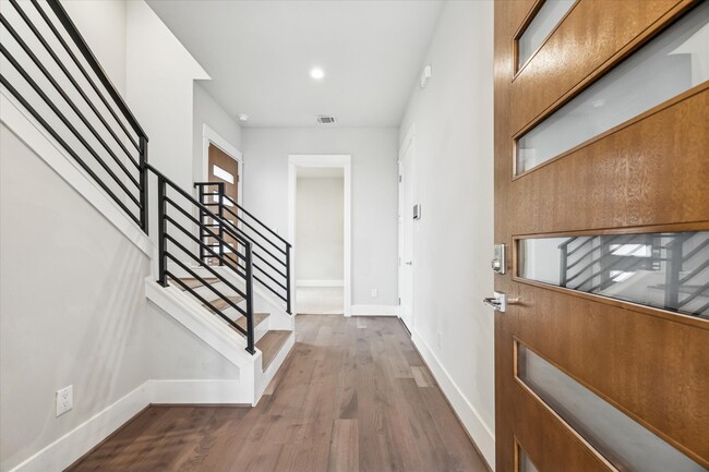 Photo - 1617 Wheeler Ave