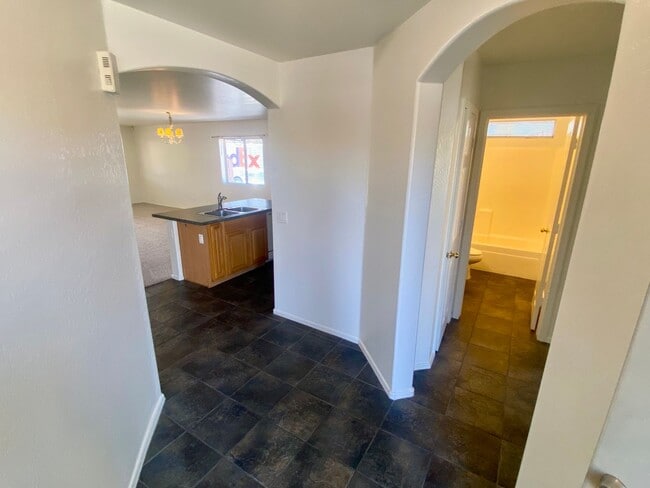 Photo - 3 Bed, 2 Bath in Rancho El Mirage