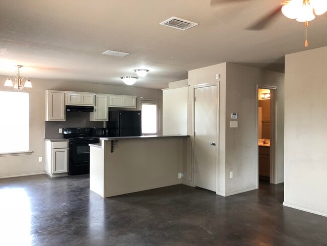 Photo - 2511 Louisville Ave