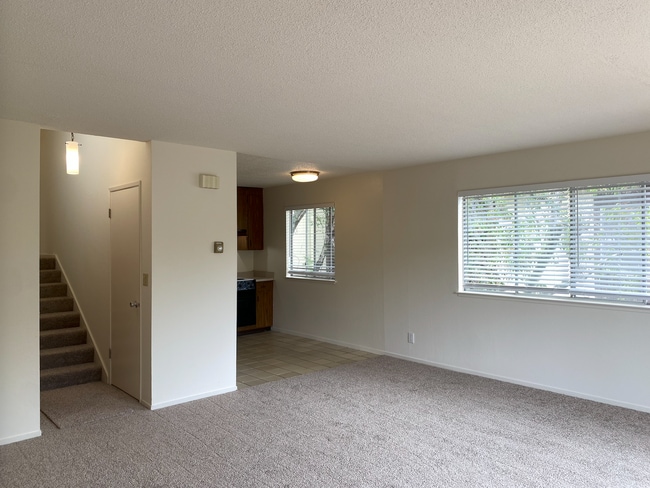 Photo - HUGE Charming 2BR/1BA Flat! Downtown! Laundry On-Site! Parking! -PROGRESSIVE Unit D