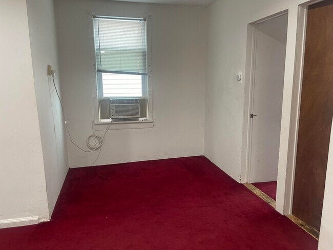 Building Photo - 516 Liberty Ave Unit 2