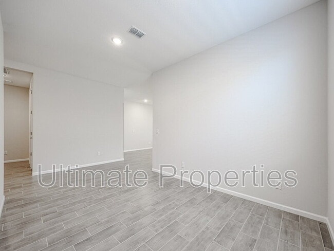 Photo - 17986 Avenida del Sol W