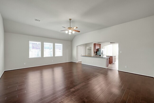 Photo - 30119 Saw Oaks Dr