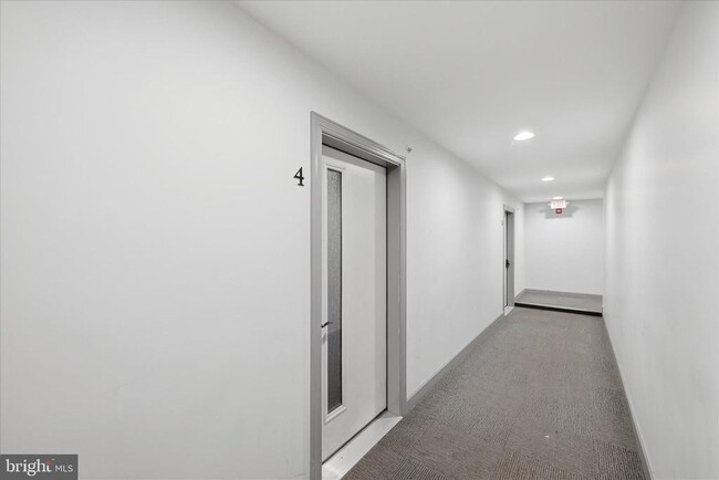 Photo - 443 Millwood Ave Unit 4