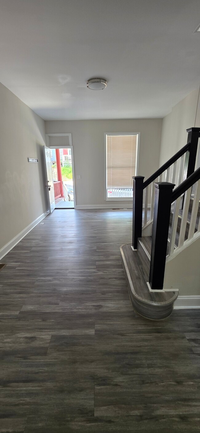 Photo - 2723 W Lafayette Ave