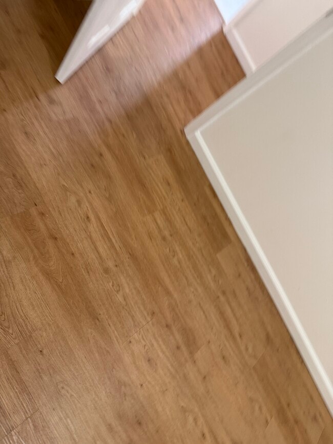 Photo - 835 Garrett Ln Unit 1B