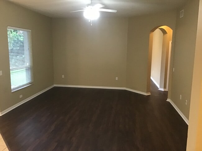 Photo - 16150 Bridgepark Dr