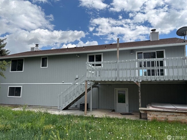 Photo - Beautiful 4 Bedroom Home!