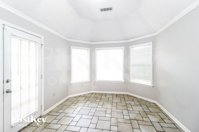Photo - 726 Silver Sands Dr