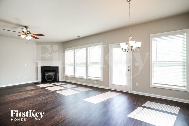 Photo - 3100 Baylor Cir