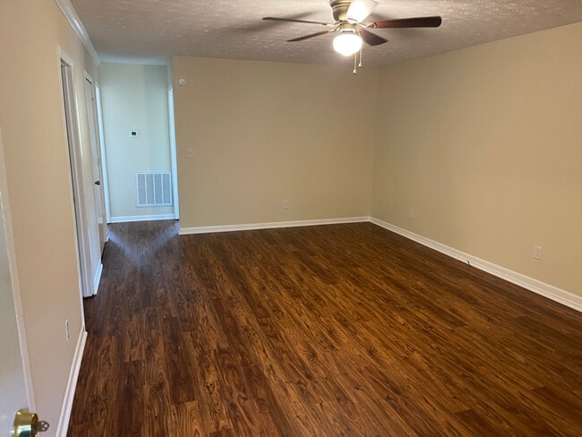 Photo - 1021 Fall Creek Rd Unidad 4