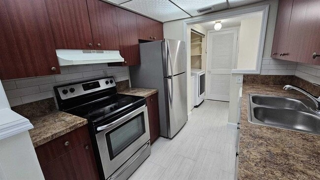 Photo - 8801 W Sample Rd