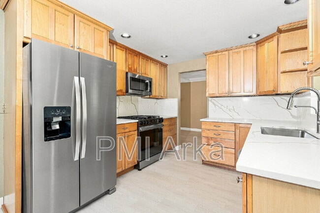 Photo - 1231 225th Ave NE