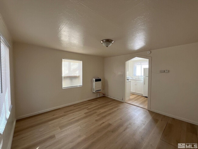 Photo - 850 G St