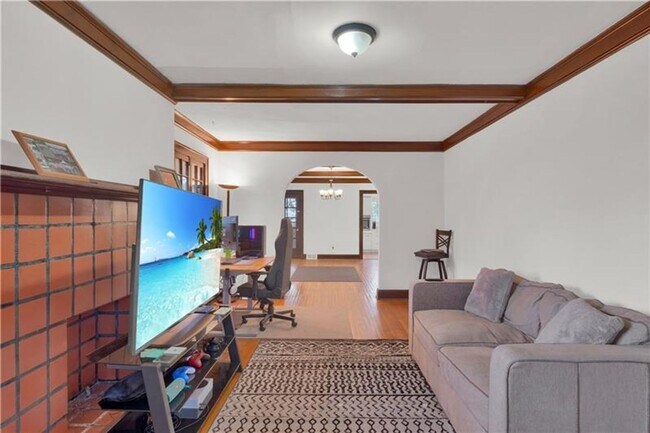 Photo - 3409 Portola Ave Unit 2