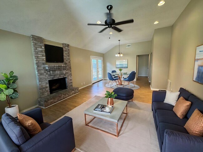 Photo - 10138 Inridge