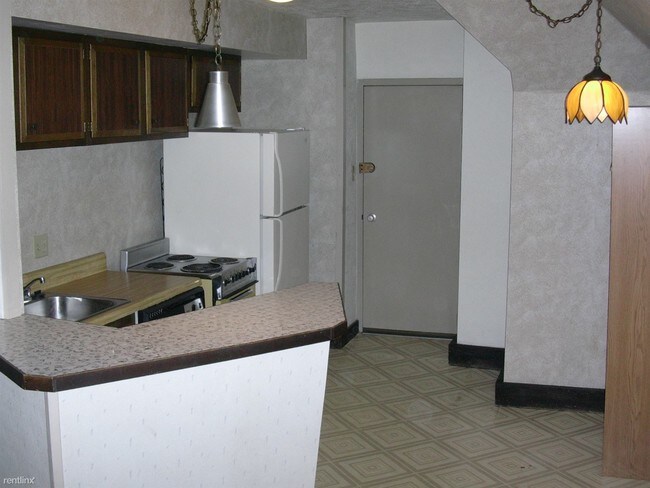 Photo - 745 S Millvale Ave