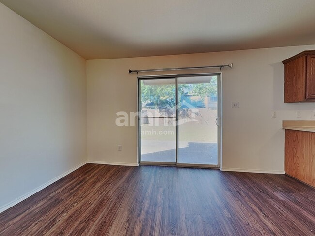 Photo - 709 Devontree Ct