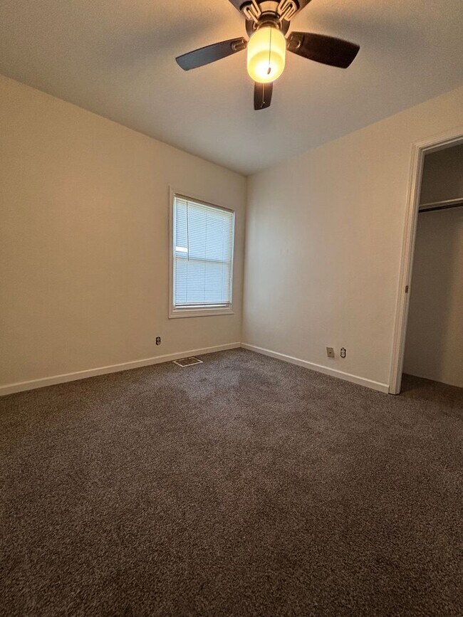 103 Brookside Dr