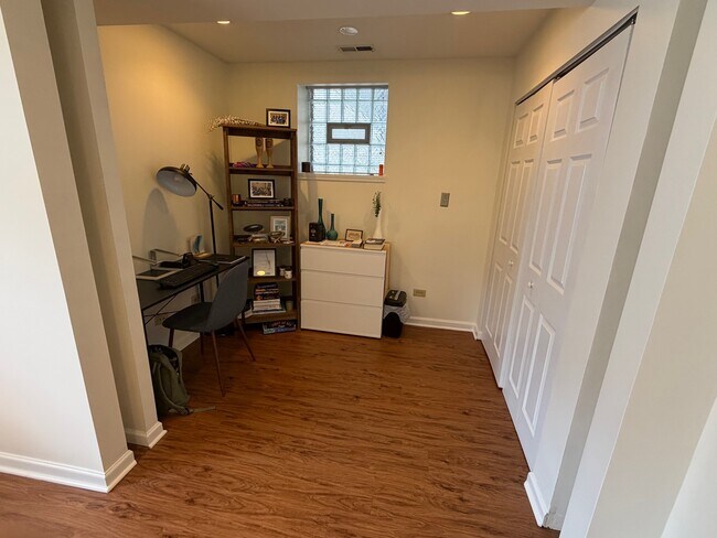 Photo - 1424 W Fletcher St Unidad G