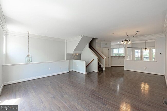 Photo - 107 Colville Dr