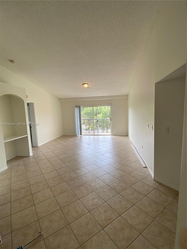 Photo - 300 Crestwood Ct N Unidad 310