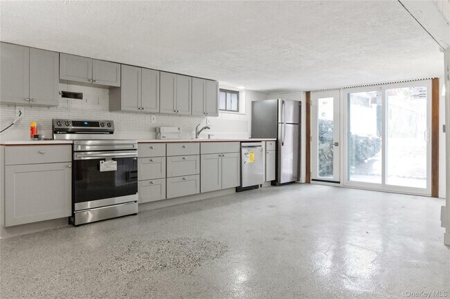 Photo - 378 Broadway Unit 3