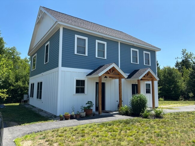 11 Sunshine Cir Unit 1