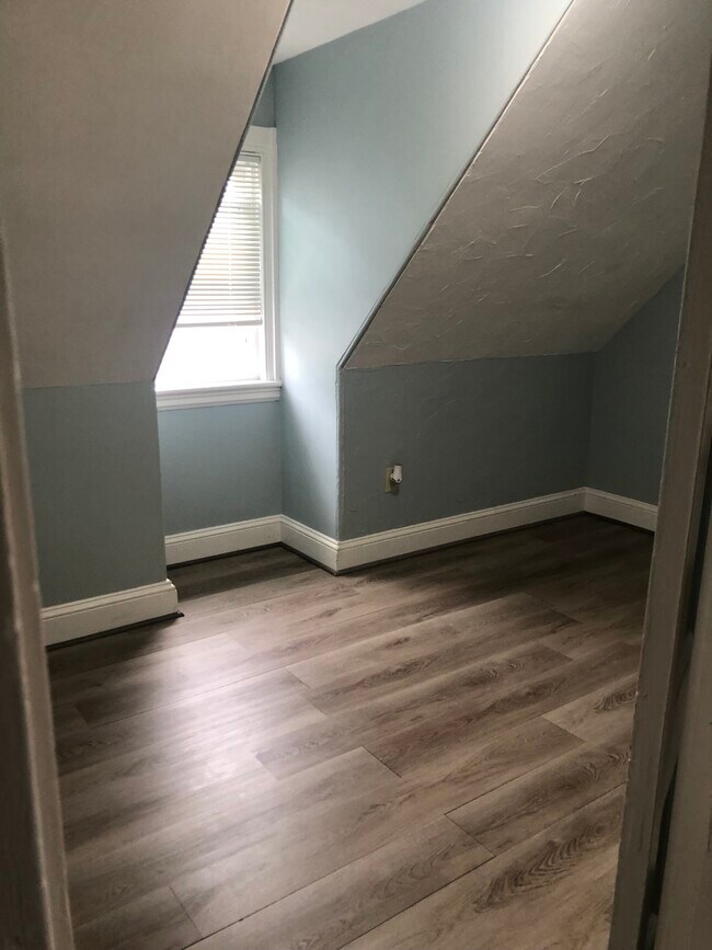Building Photo - 452 Gallivan Blvd Rental