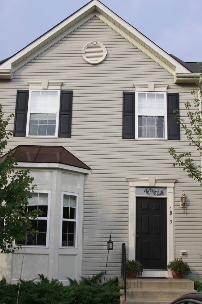 Front - 1813 Tender Ct Townhome