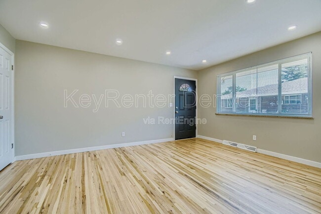 Building Photo - 10922 E 4th Way Rental