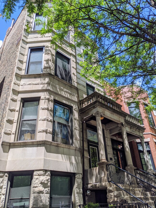 846 S Loomis - Building Exterior - Harris Point Chicago Rental
