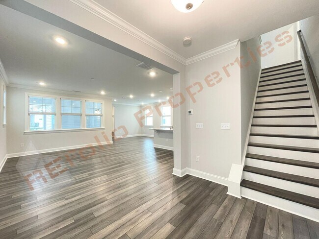 105 Moraine Ct
