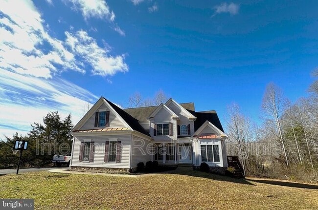 Building Photo - 41 Rainwater Ln