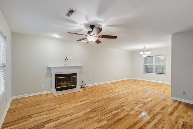 Photo - 8815 Brucewood Ln