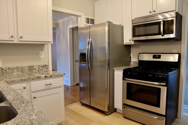 Photo - "Charming 4-Bed Oasis on Dakota Avenue: Spacious Living with 2 Full Baths in St. Louis Park!"